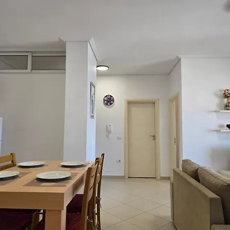 Olsen Bellavista Sarandë