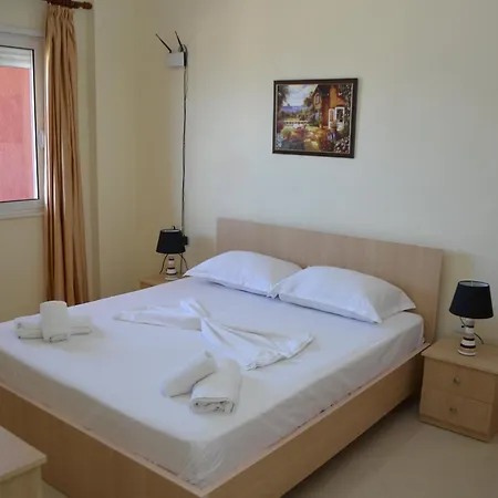 Olsen Bellavista * Sarandë